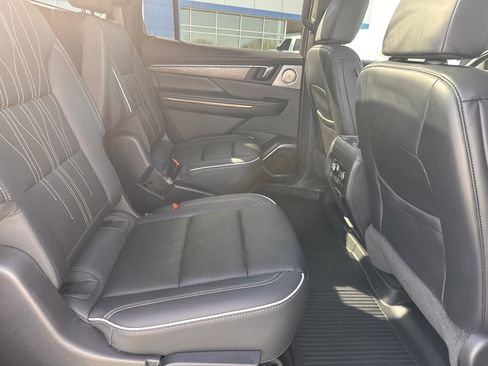 Certified 2025 Buick Enclave Avenir w/ Super Cruise Package image 49