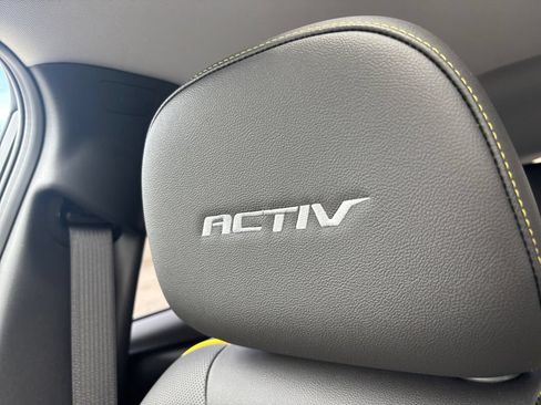 New 2026 Chevrolet Trax ACTIV w/ Sunroof Package FWD image 24