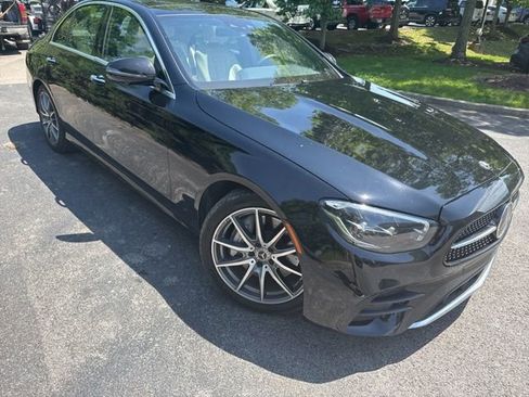 Used 2023 Mercedes-Benz E 350 4MATIC Sedan image 1