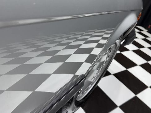 Used 1988 Mercedes-Benz 560 SL image 38