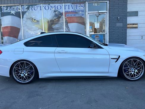 Used 2017 BMW M4 Coupe image 2