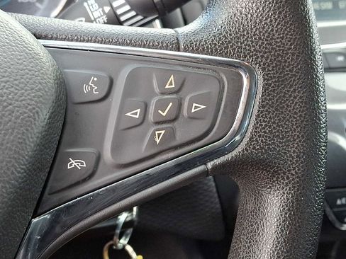 Used 2017 Chevrolet Cruze LT image 20