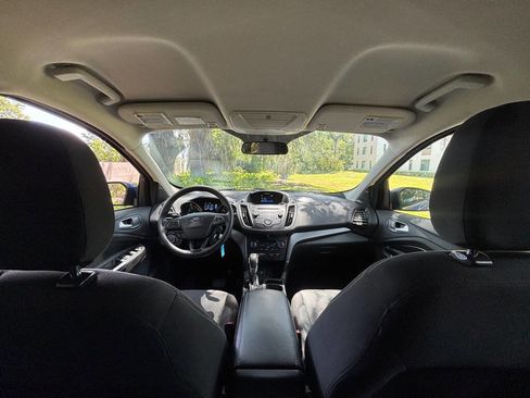 Used 2018 Ford Escape SE image 21