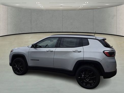 New 2026 Jeep Compass Latitude AWD/4WD image 7