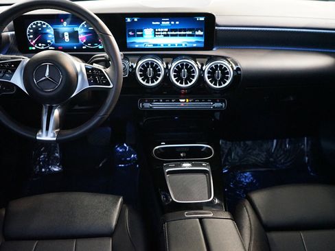 Used 2025 Mercedes-Benz CLA 250 CLA250 w/ Exclusive Package image 11