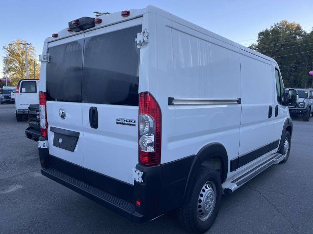 Used 2025 RAM ProMaster 2500 w/ U-Haul Equipment Group FWD image 7