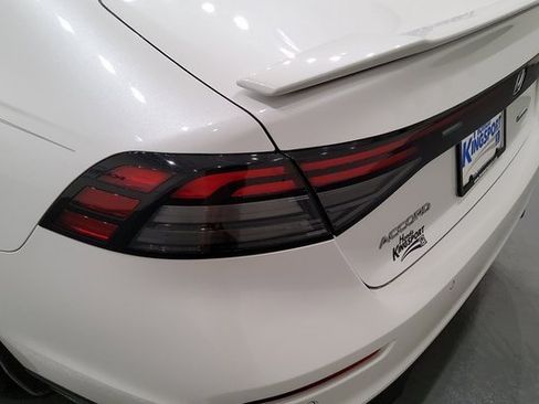 Used 2023 Honda Accord EX-L image 12