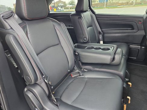 Used 2024 Honda Odyssey Sport image 30