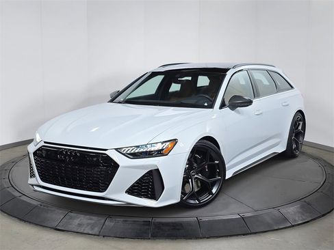 Used 2025 Audi RS 6 performance image 1