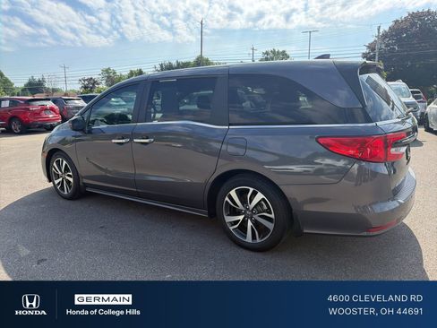 Used 2024 Honda Odyssey Touring image 9