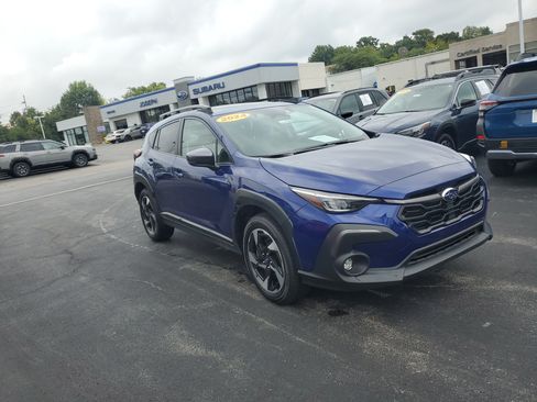 Used 2024 Subaru Crosstrek 2.5i Limited AWD/4WD image 4