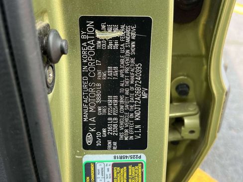 Used 2011 Kia Soul ! FWD image 17
