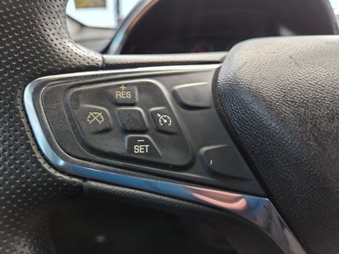 Used 2021 Chevrolet Malibu LT FWD image 13