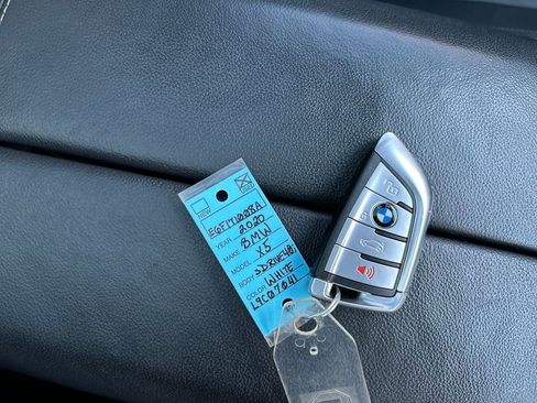Used 2020 BMW X5 sDrive40i w/ Premium Package image 32