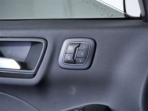 Certified 2023 Ford Escape ST-Line Select image 26