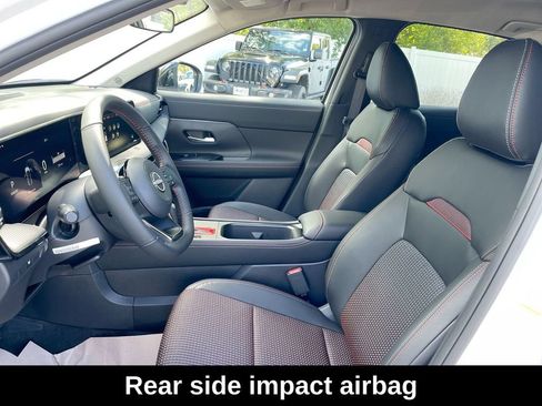Used 2026 Nissan Kicks SR w/ Cold Weather Package AWD/4WD image 22