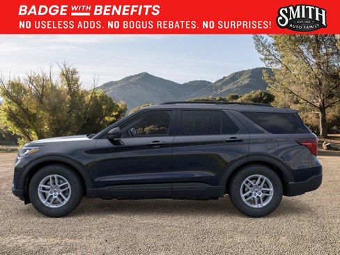 New 2026 Ford Explorer Active RWD image 4