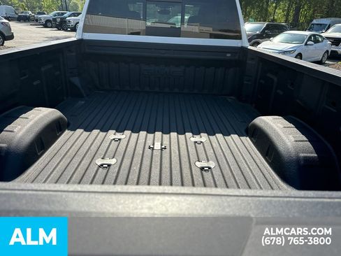 Used 2025 GMC Sierra 3500 Denali Ultimate image 22