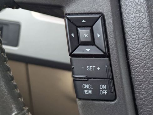 Used 2012 Ford F150 Lariat w/ Lariat Chrome Pkg image 8