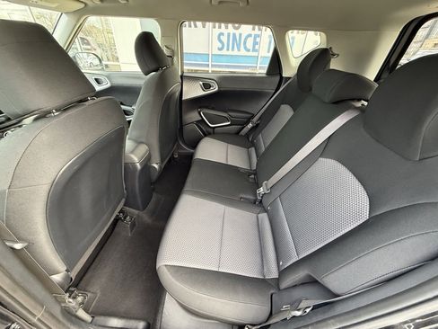 Used 2024 Kia Soul LX w/ Option Group 015 image 8
