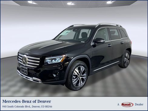 New 2025 Mercedes-Benz GLB 250 4MATIC image 1