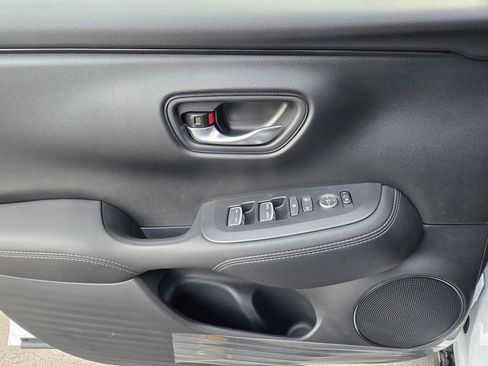 New 2026 Honda HR-V EX-L image 17