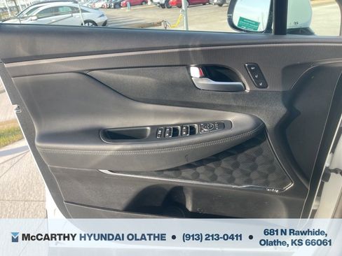 Used 2020 Hyundai Santa Fe Limited image 36