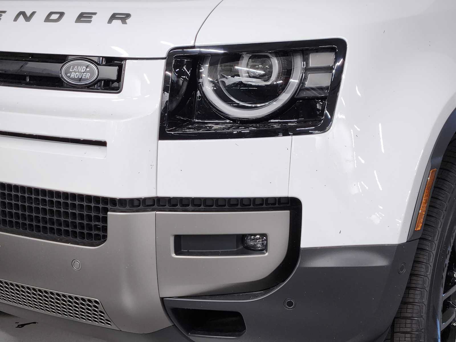 New 2026 Land Rover Defender 110 S AWD/4WD image 12