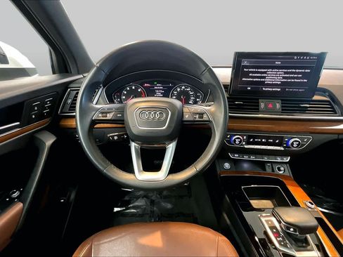 Used 2023 Audi Q5 2.0T Premium w/ Convenience Package AWD/4WD image 5