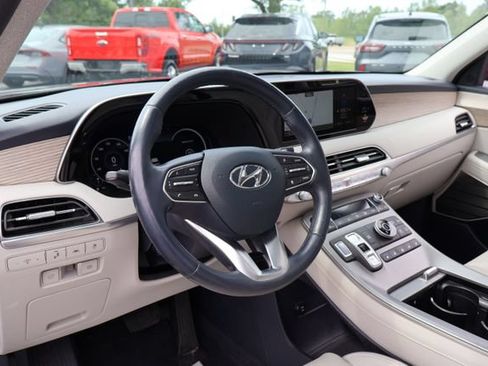 Used 2022 Hyundai Palisade Limited AWD/4WD image 12