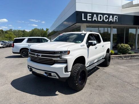 Used 2021 Chevrolet Silverado 1500 High Country w/ Technology Package AWD/4WD image 1