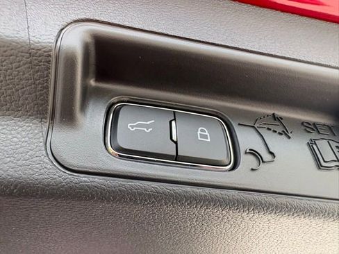 New 2026 Ford Explorer Platinum image 37