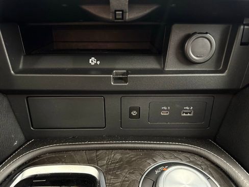 Used 2023 INFINITI QX80 Luxe image 41