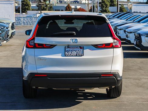 Used 2023 Honda CR-V EX image 8