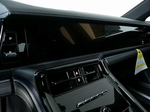 New 2026 Porsche Panamera image 13