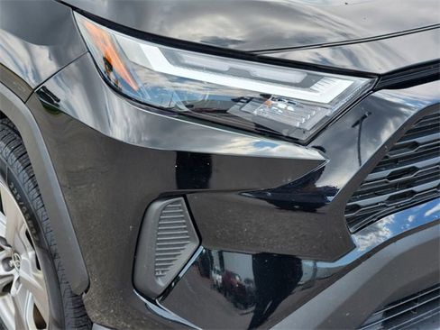 Used 2023 Toyota RAV4 XLE image 9