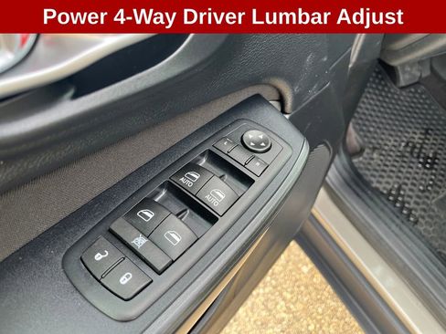 Used 2016 Jeep Cherokee Latitude w/ Safety/Convenience Group image 14