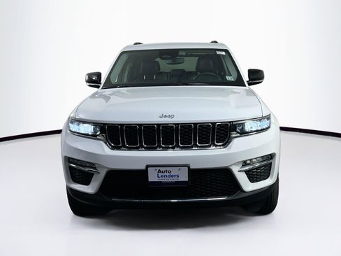 Used 2022 Jeep Grand Cherokee Limited AWD/4WD image 2