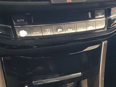 Used 2016 Honda Accord Sport image 26