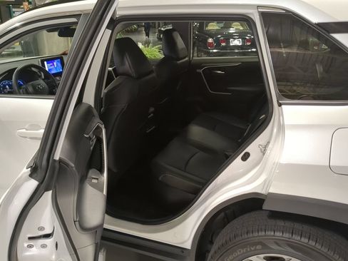 Used 2023 Toyota RAV4 XLE Premium AWD/4WD image 12