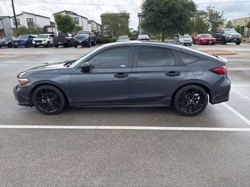 Used 2025 Honda Civic Sport image 2