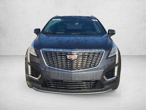 Used 2022 Cadillac XT5 Premium Luxury w/ Technology Package image 2