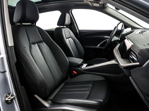 New 2025 Audi Q5 Premium image 7