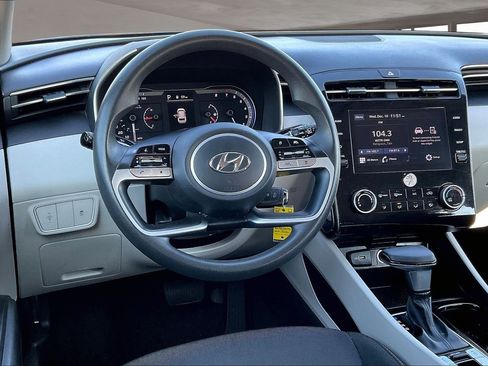 Used 2024 Hyundai Tucson SE image 8