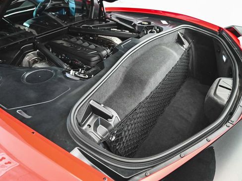 Used 2024 Chevrolet Corvette Stingray Premium Cpe w/ Z51 Performance Package RWD image 33