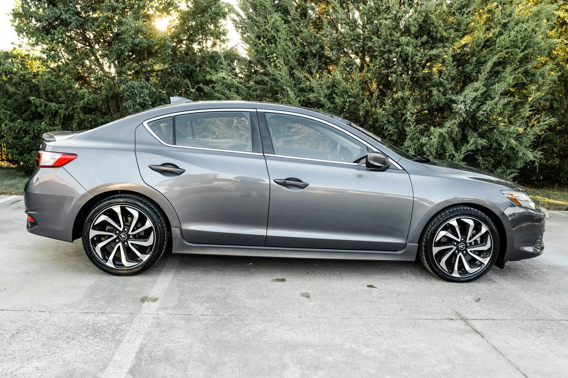 Used 2018 Acura ILX w/ Special Edition Package FWD image 8