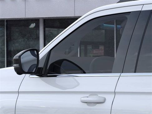 New 2025 Ford Expedition Platinum w/ Platinum Ultimate Package image 20