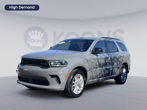 Used 2025 Dodge Durango GT image 1
