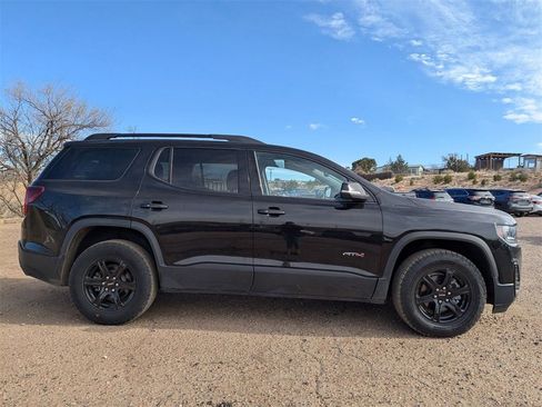 Used 2022 GMC Acadia AT4 w/ Preferred Package image 5