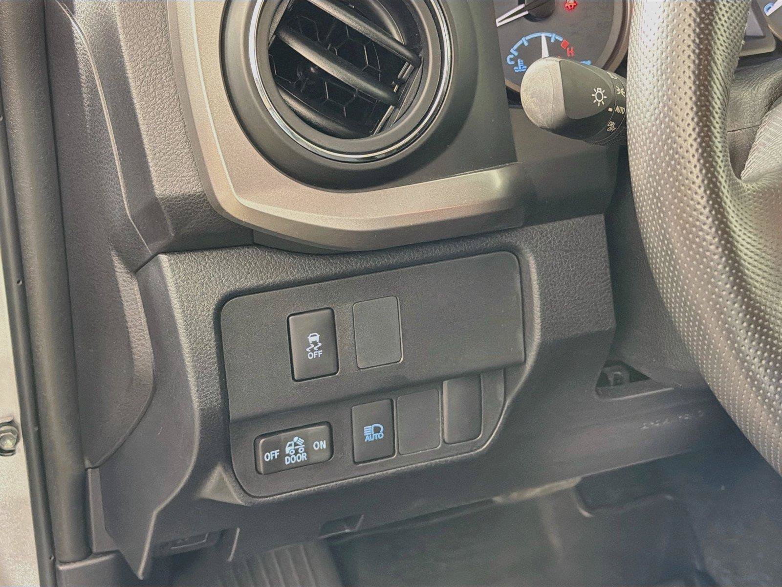Used 2023 Toyota Tacoma SR5 AWD/4WD image 17
